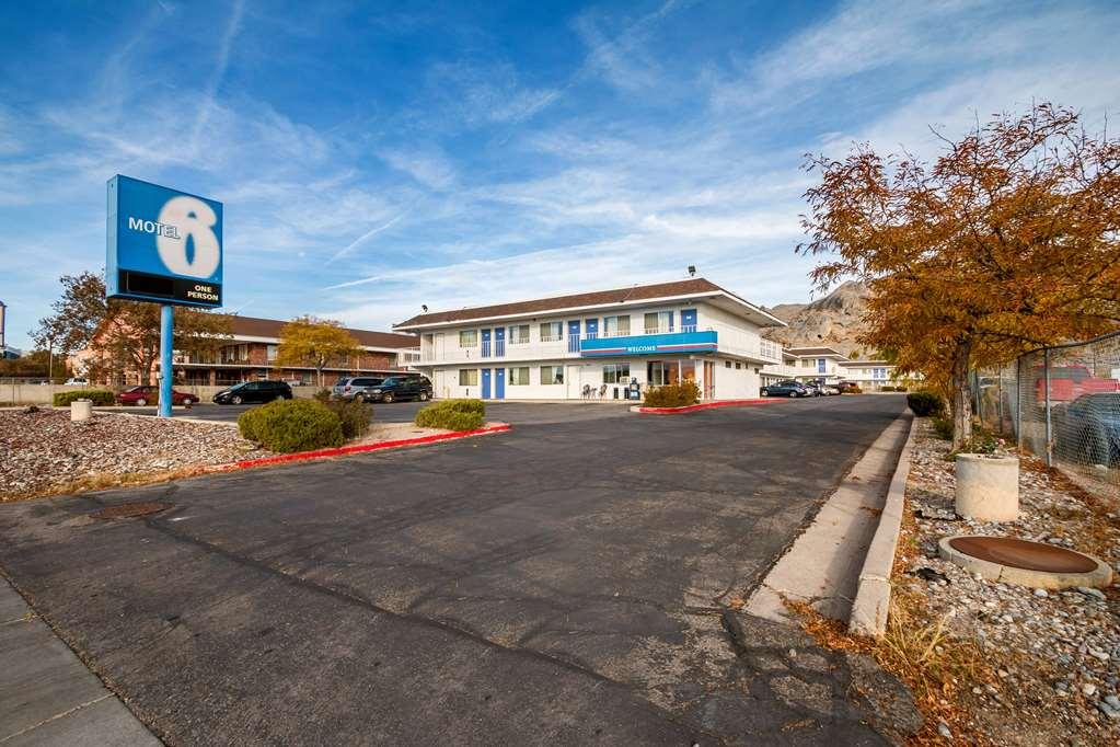 Motel 6 Уэндовер Экстерьер фото